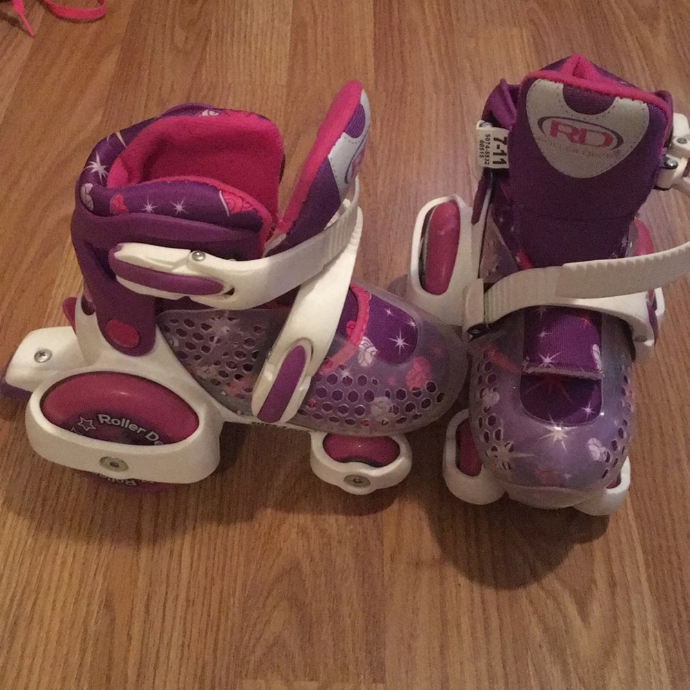 Girls training skates